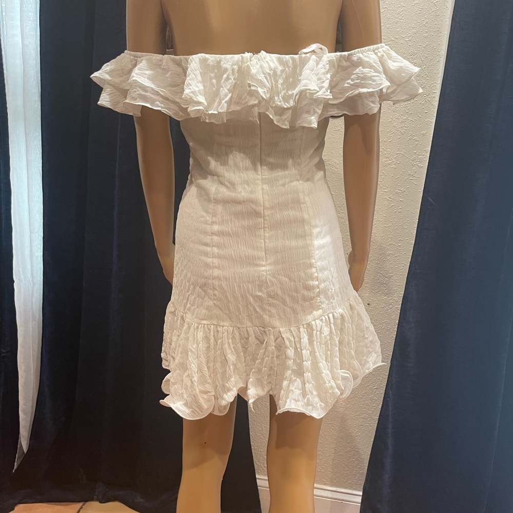 Dress - Picture 3 of 8